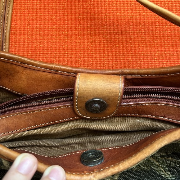 Vintage Tommy Bahama Carpet Leather Purse - Picture 8 of 11